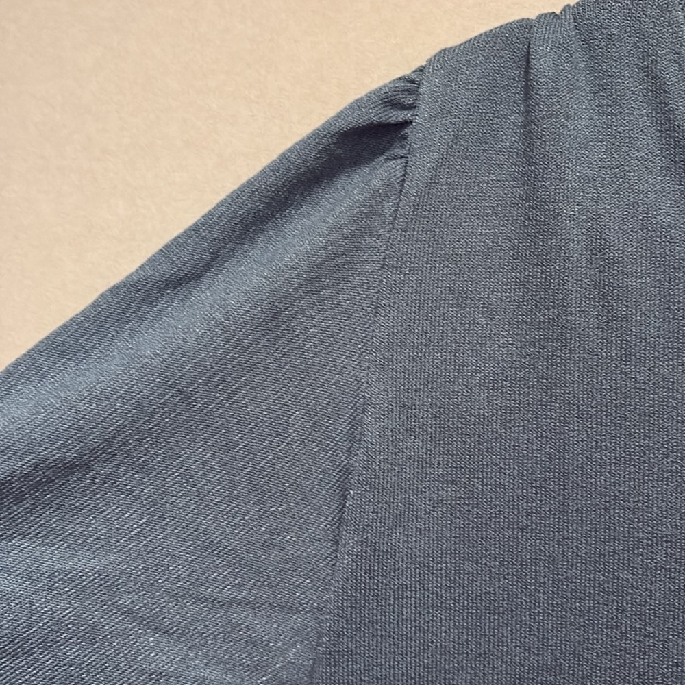 Mod Ref - Women's V-Neck Puff Sleeve Shirts. Size XL. Light Blue and black. NWT - Picture 3 of 11